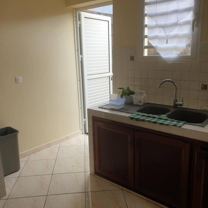 Location Saisonniere Semaine Et/Ou Week-End Apartman La Plaine des Palmistes Kültér fotó